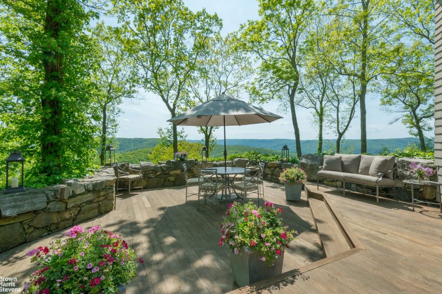 Homes with Views that Deserve Their Own Instagram Account 