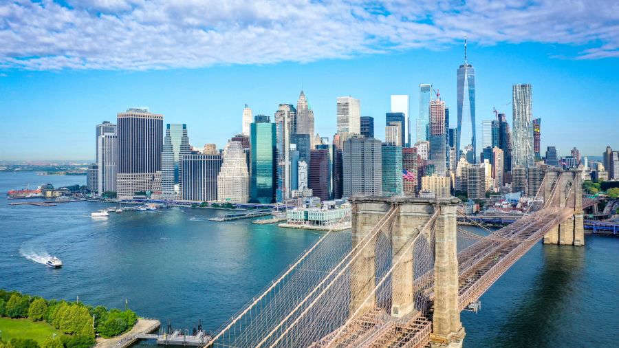 Manhattan Q2 Market Holds Steady, Thanks to Luxury