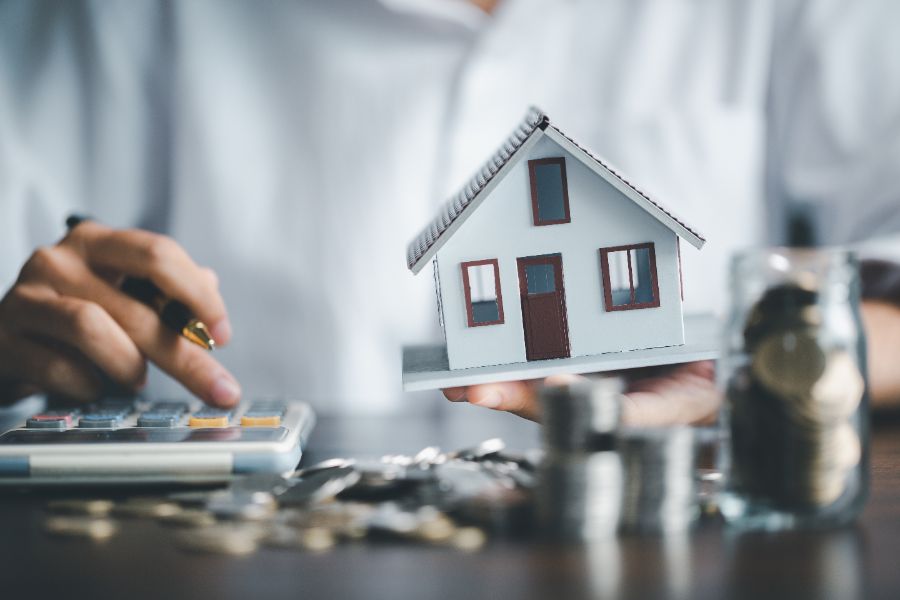 The Recent Dip in Housing Prices and its Impact on the Real Estate Market
