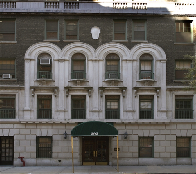 595 West End Avenue